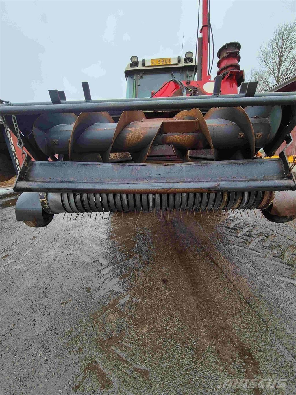 Lely STORM 130R 青饲料收获机