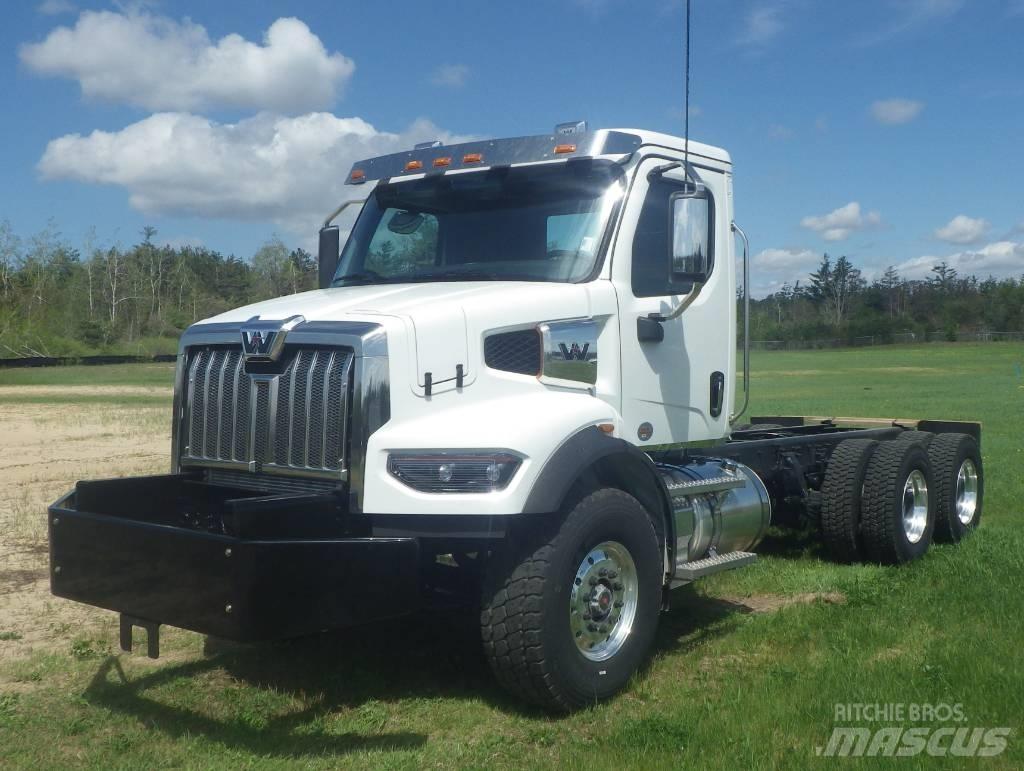 Western Star 47 X 平板车