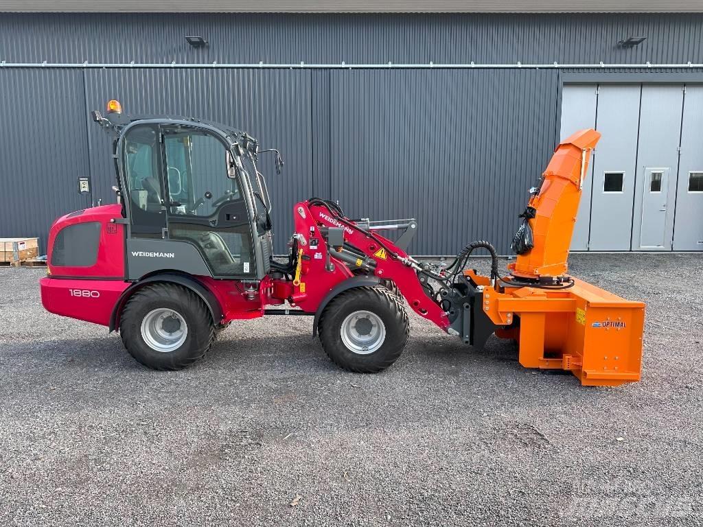 Weidemann 1880 小型拖拉机