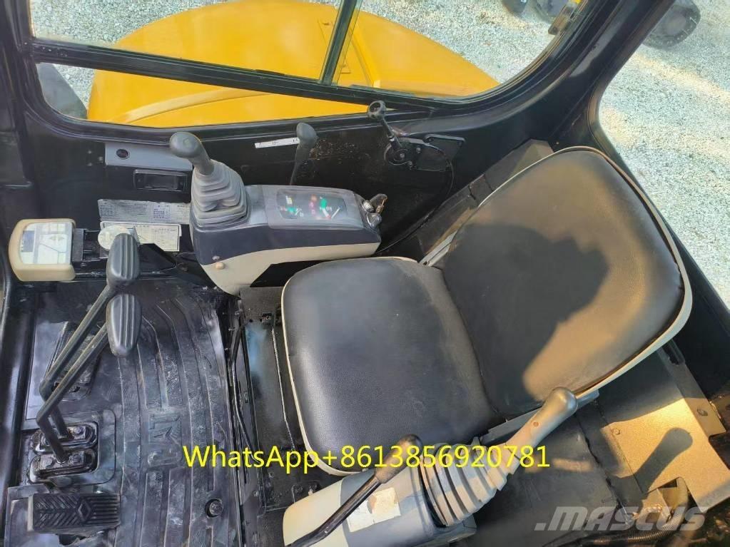 CAT 304 CR 小型挖掘机