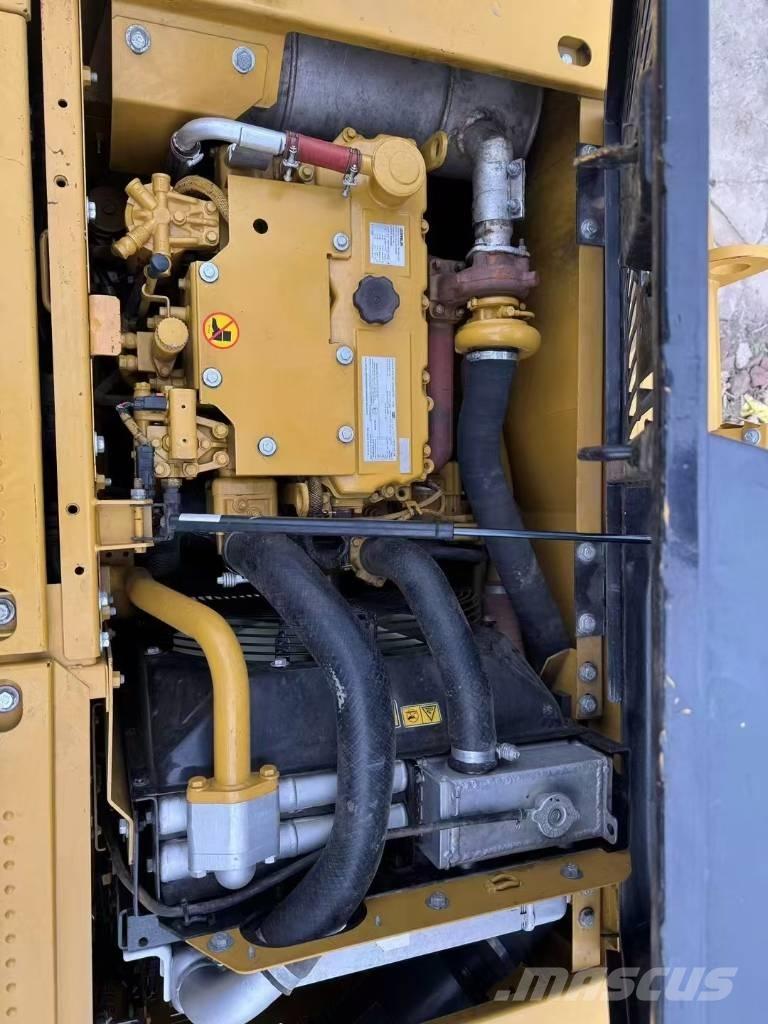 CAT 312 履带挖掘机