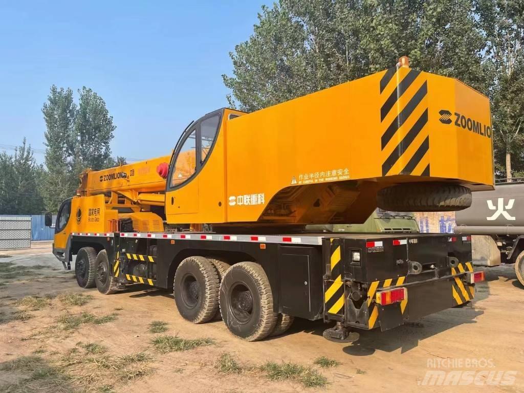 Zoomlion QY50V 架式起重机