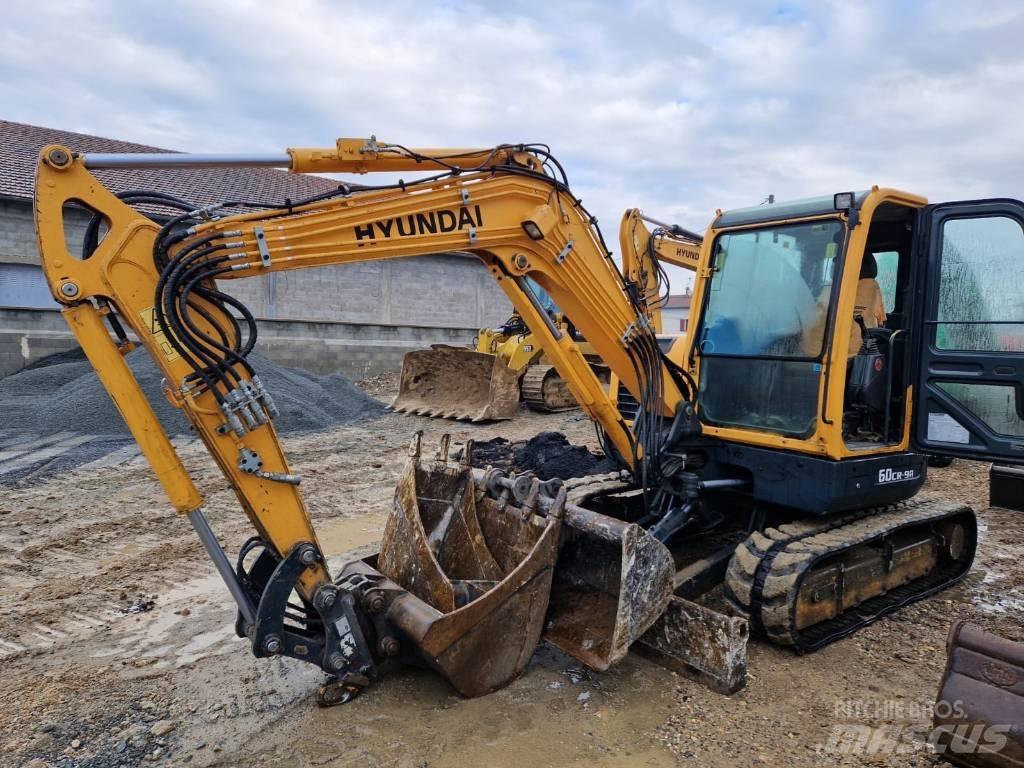 Hyundai R60CR-9A 小型挖掘机