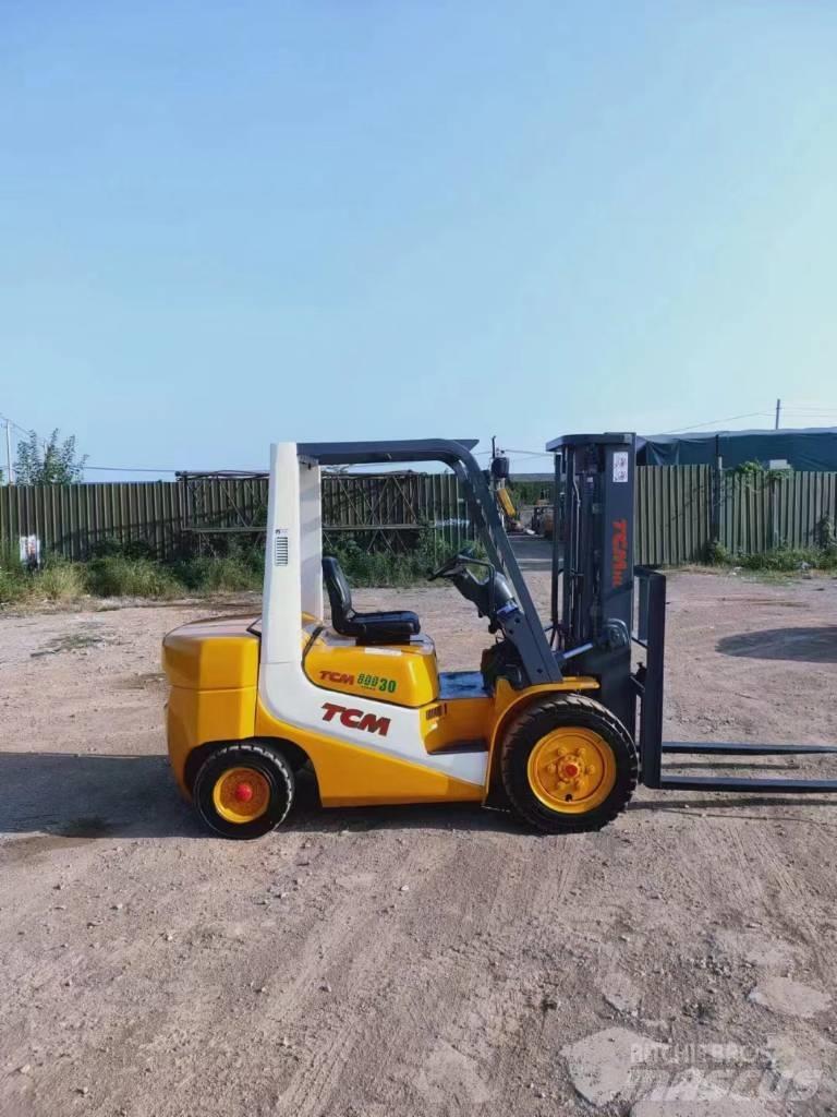 TCM FD30 柴油叉车