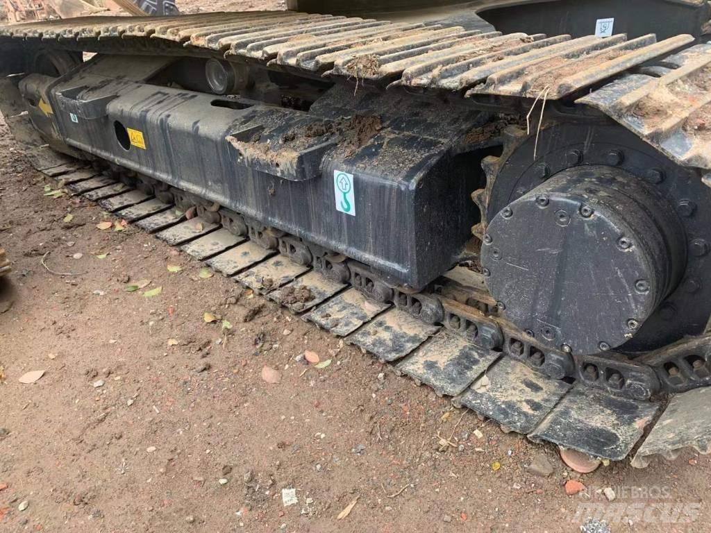 Komatsu PC 120 履带挖掘机