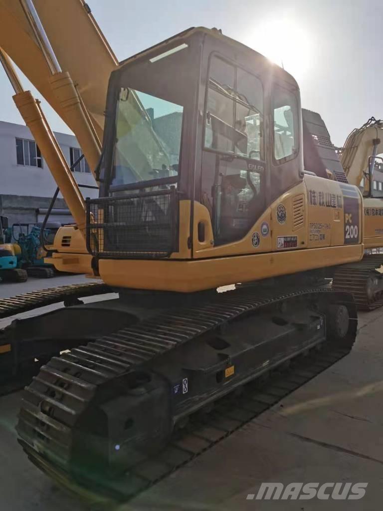 Komatsu PC 200-7 履带挖掘机