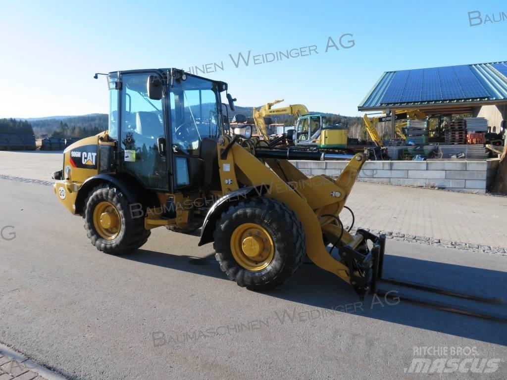 CAT 906M 轮式装载机