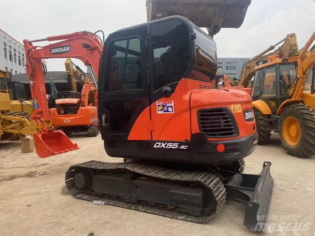 Doosan DX55-9C 履带挖掘机