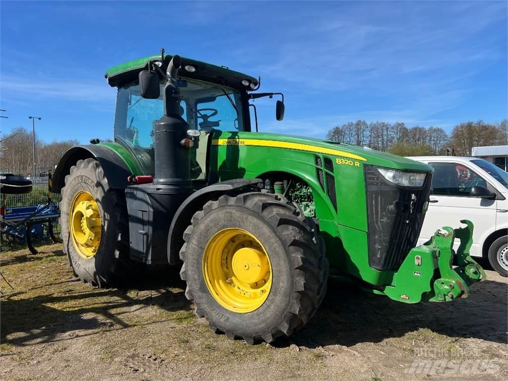 John Deere 8320 R 拖拉机/农用车