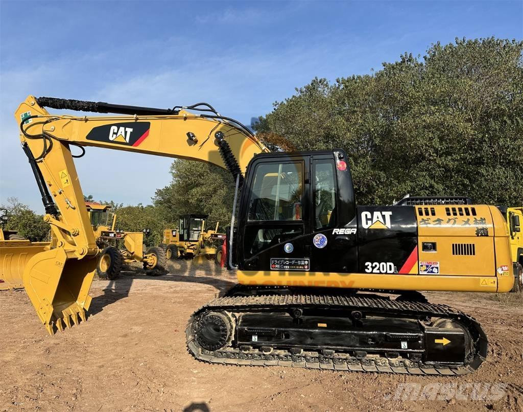 CAT 320 D 履带挖掘机