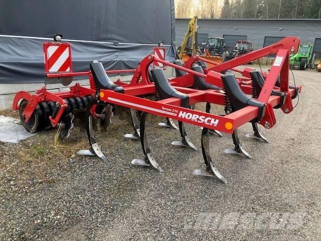 Horsch Terrano 3 FX 手扶中耕机