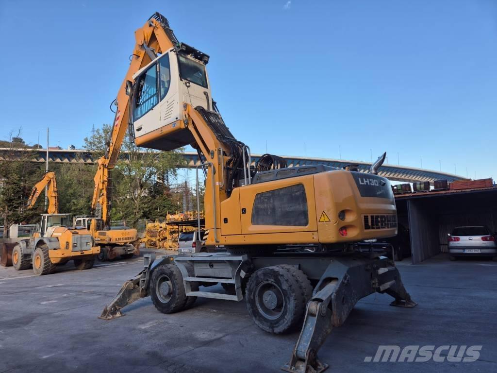 Liebherr LH 30 M 工业挖掘机