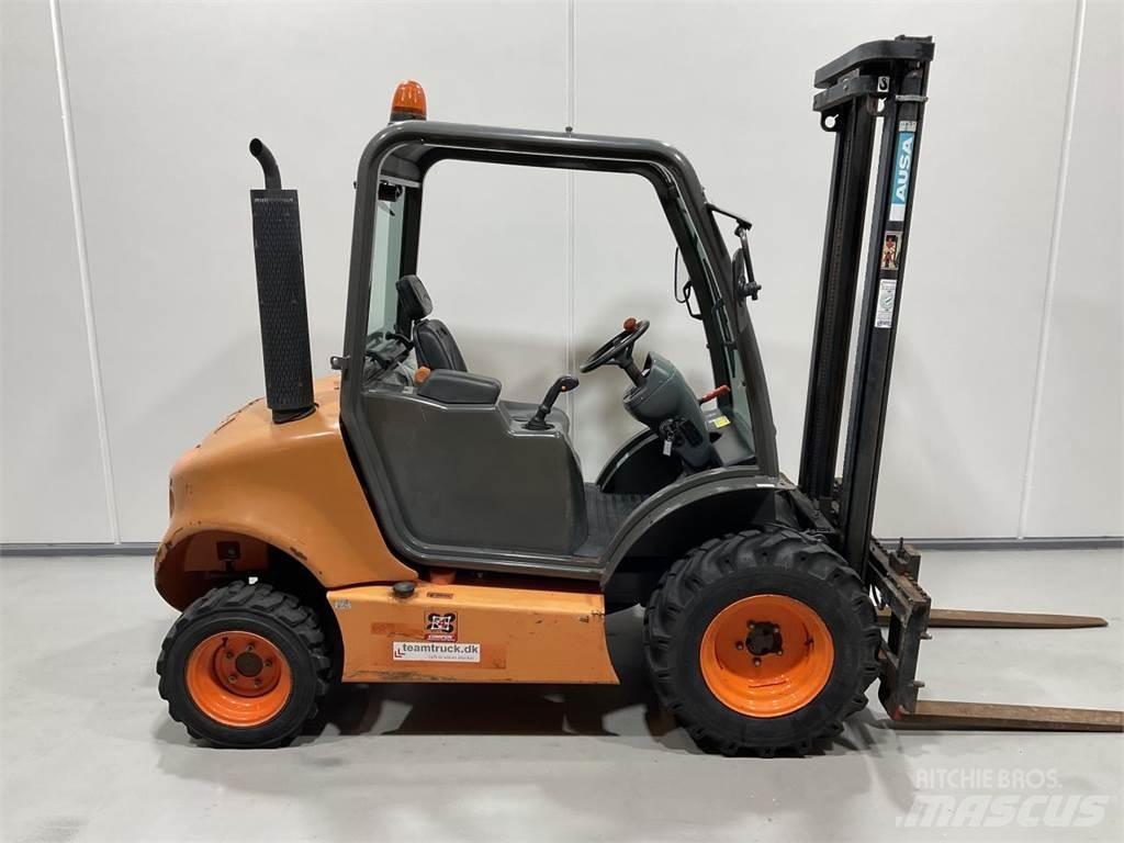Ausa C150H X4 越野叉车|叉装车