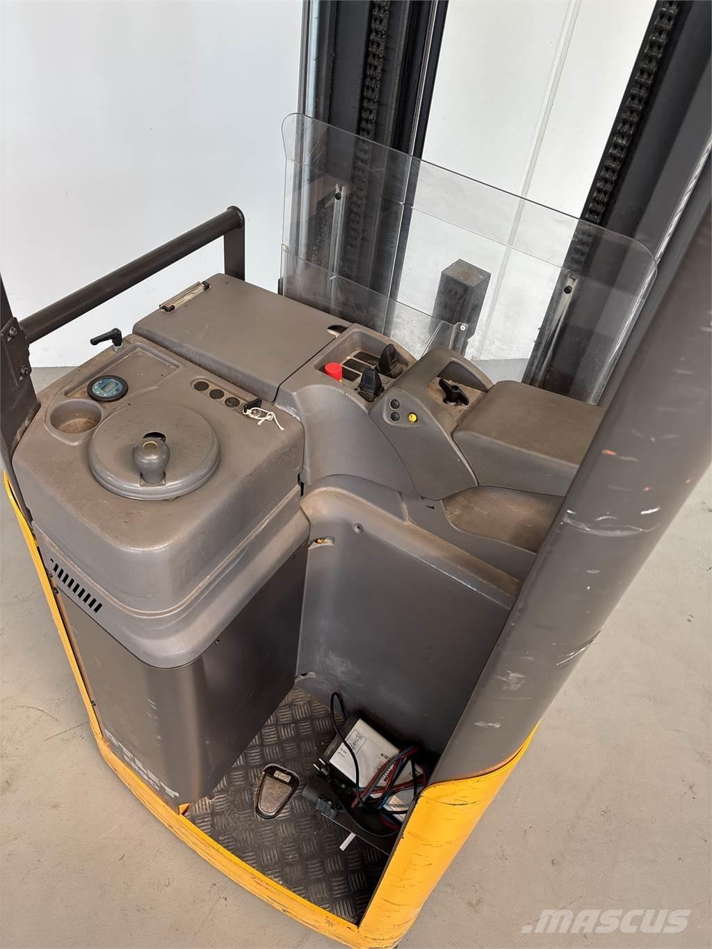 Atlet A160 行走式堆垛机