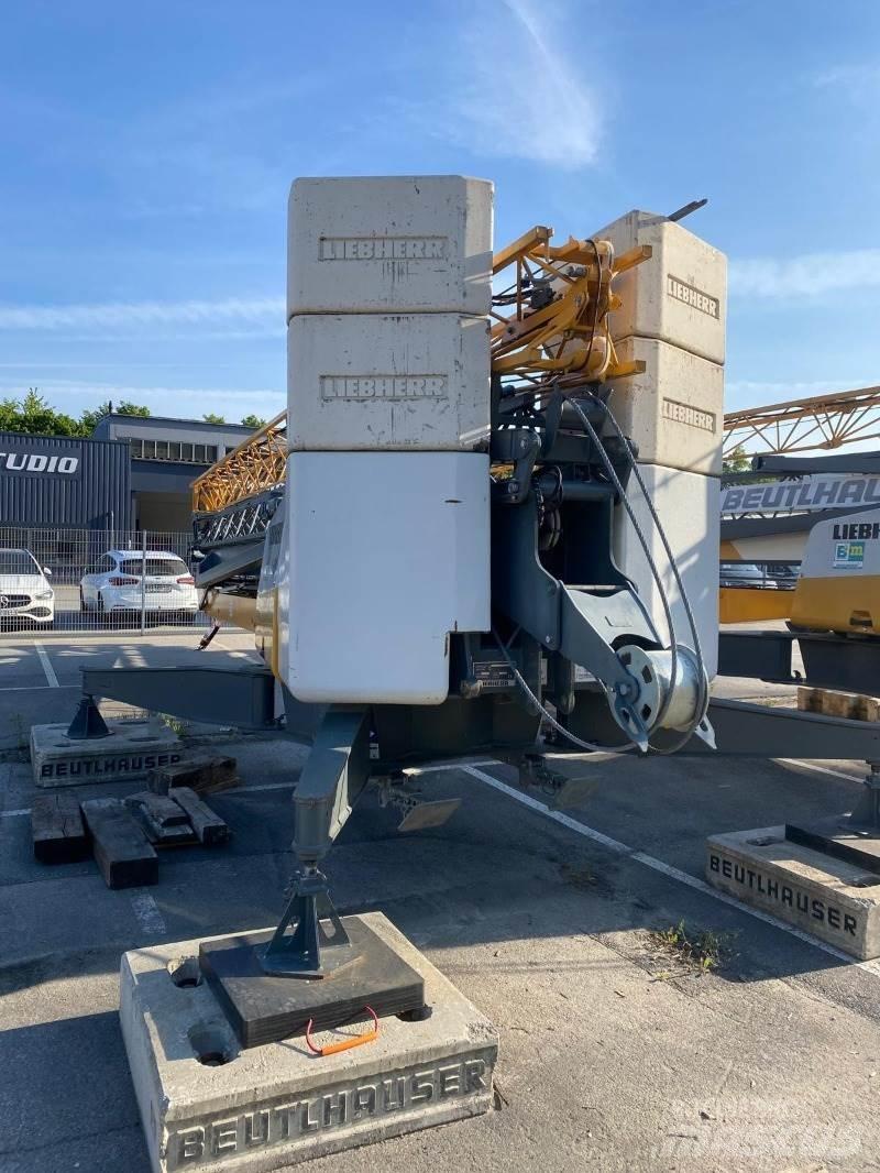 Liebherr L1-24 塔式起重机