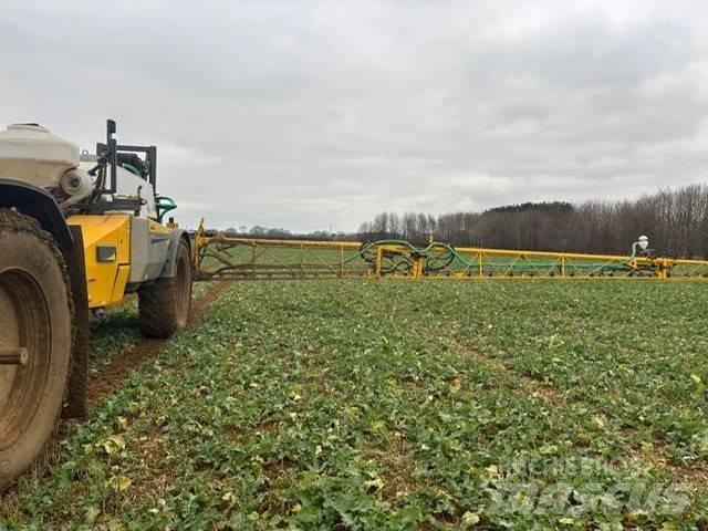 Chafer SENTRY 6000 牵引式喷雾机