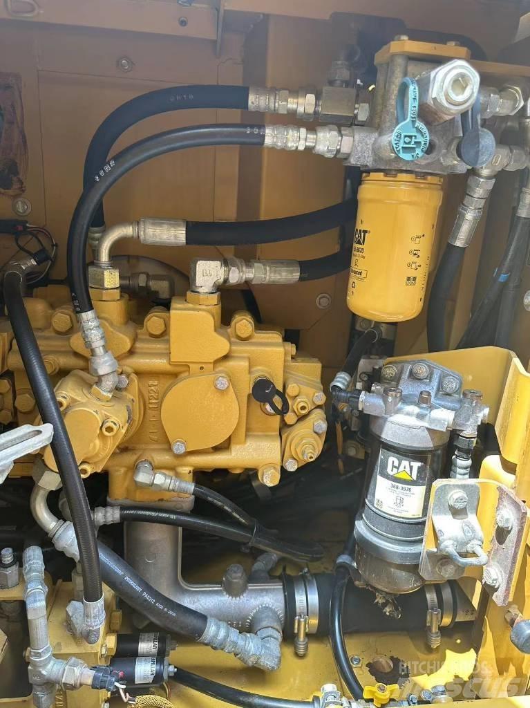 CAT 312GC 中型挖掘机