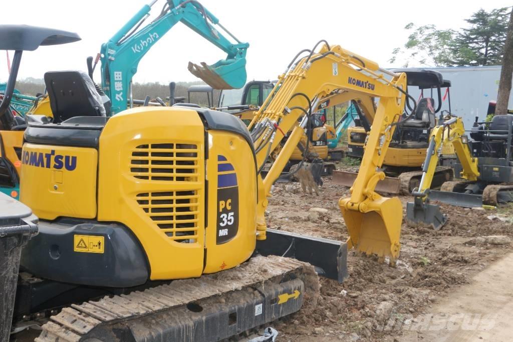 Komatsu pc35 小型挖掘机