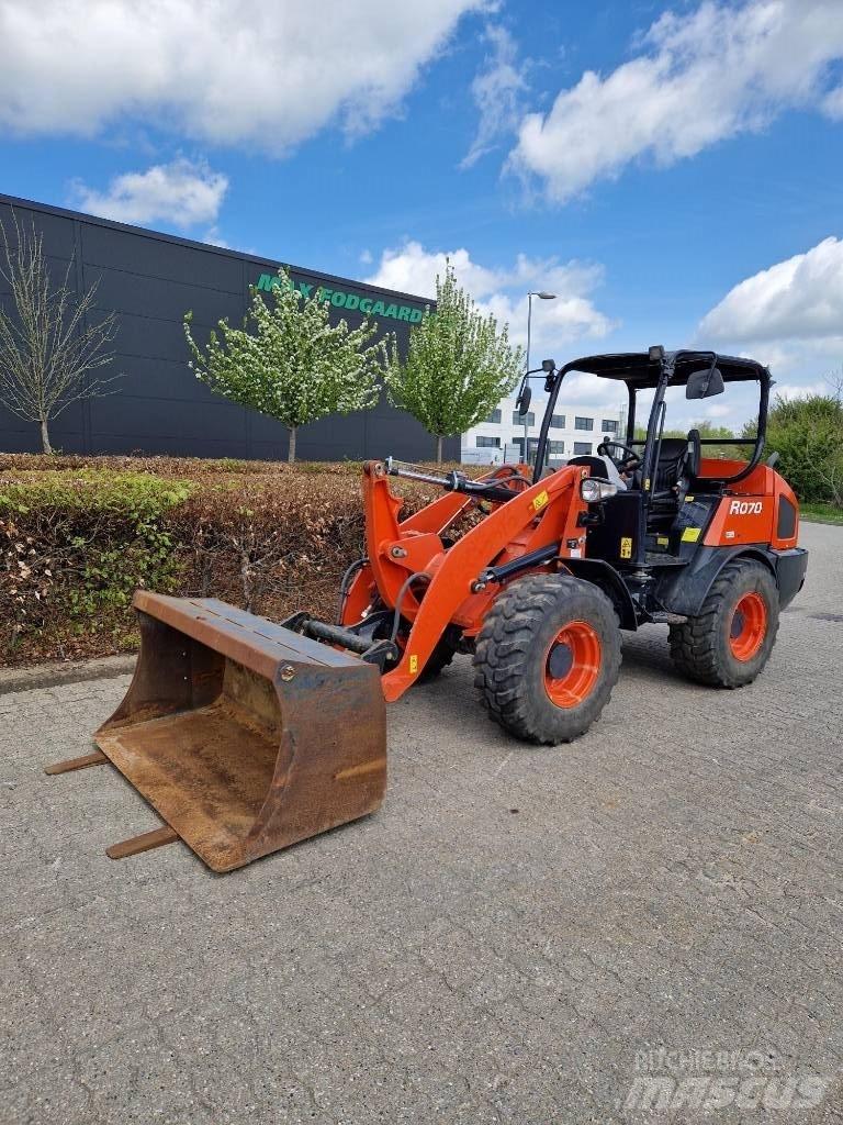 Kubota R 070 轮式装载机
