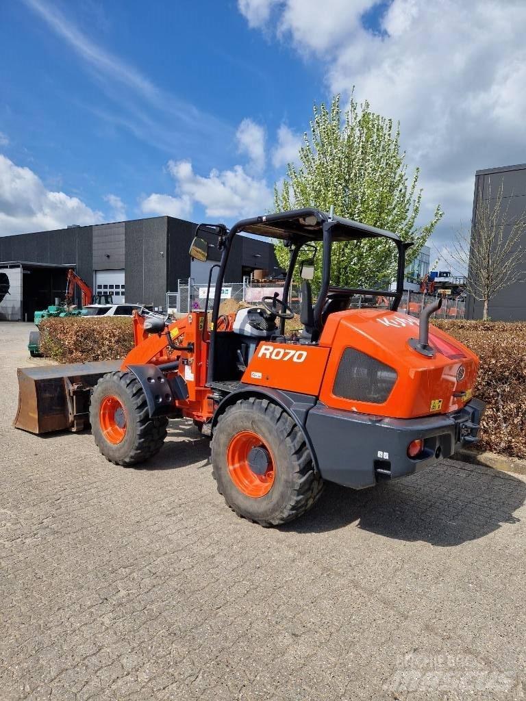 Kubota R 070 轮式装载机
