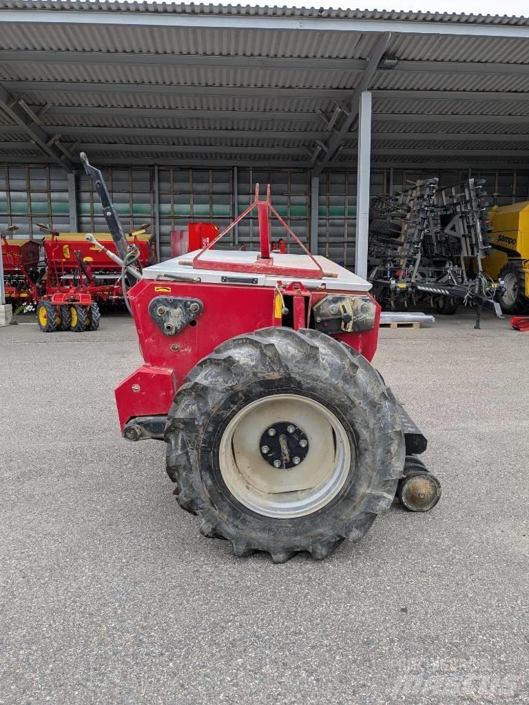 Juko H 3000 多功能条播机
