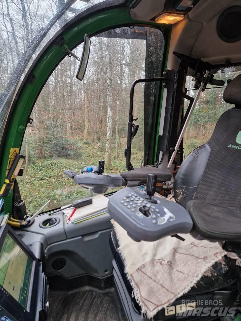 John Deere 1270 E 收割机
