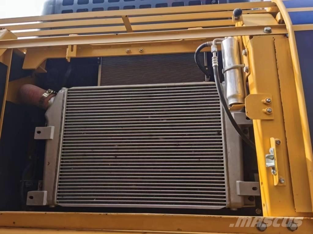 Komatsu PC 350-8 履带挖掘机