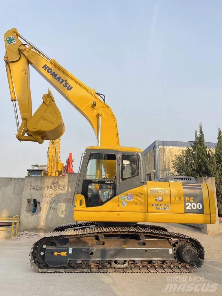Komatsu PC 200-7 履带挖掘机
