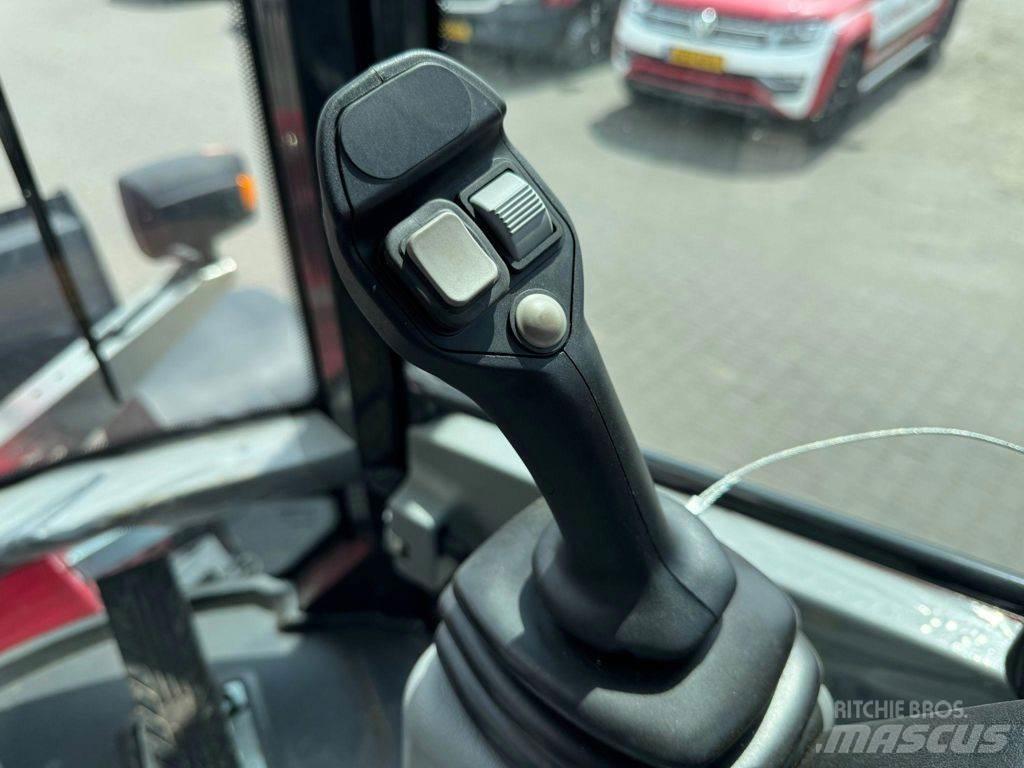 Yanmar V120 轮式装载机