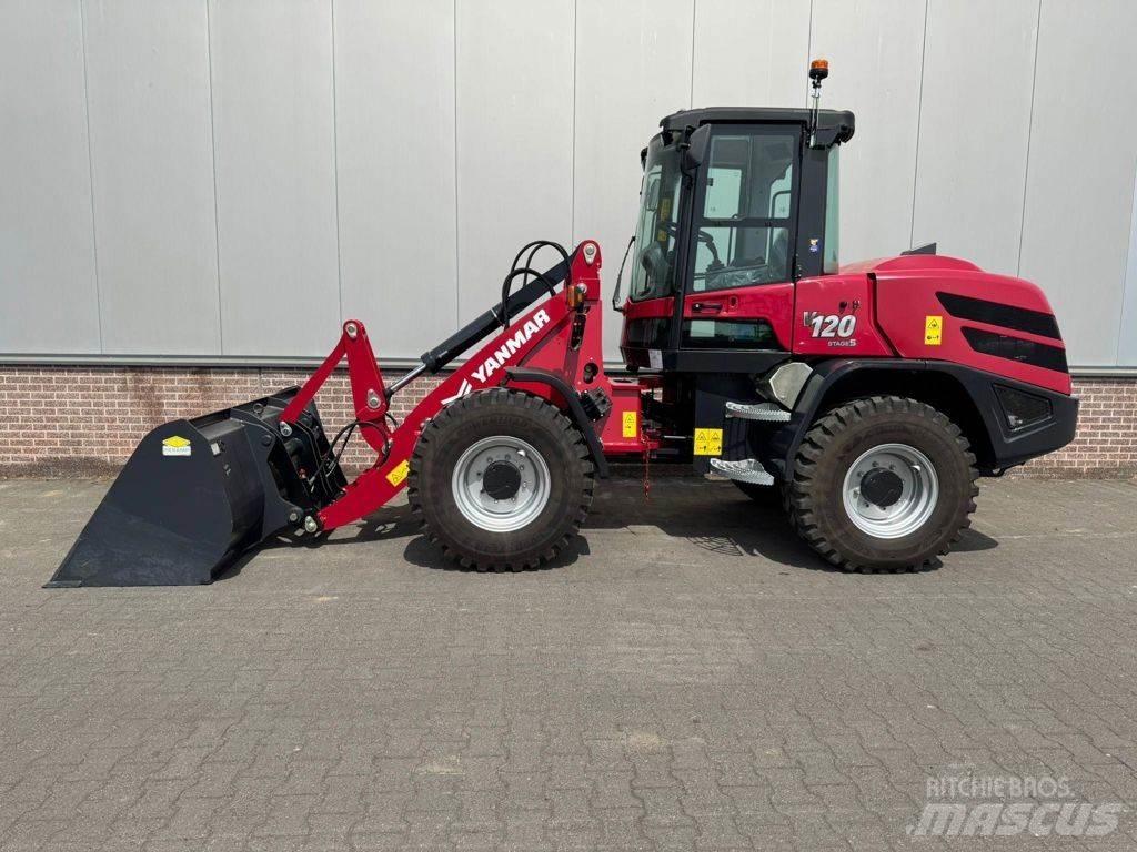 Yanmar V120 轮式装载机