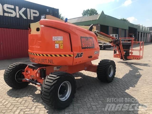 JLG 520 AJ 曲臂高空工作平台