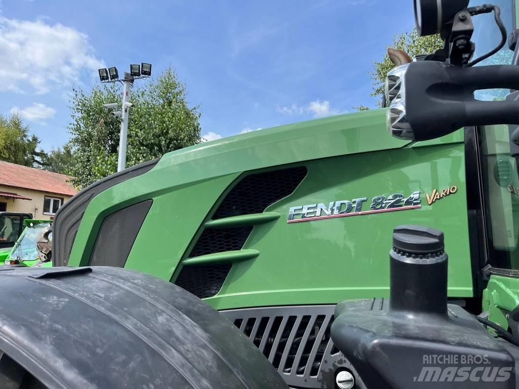 Fendt 824 VARIO 拖拉机/农用车