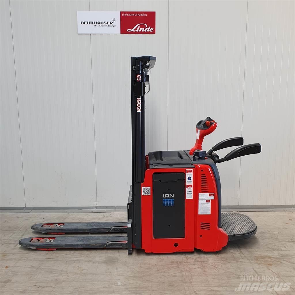 Linde D12AP 手推堆垛车