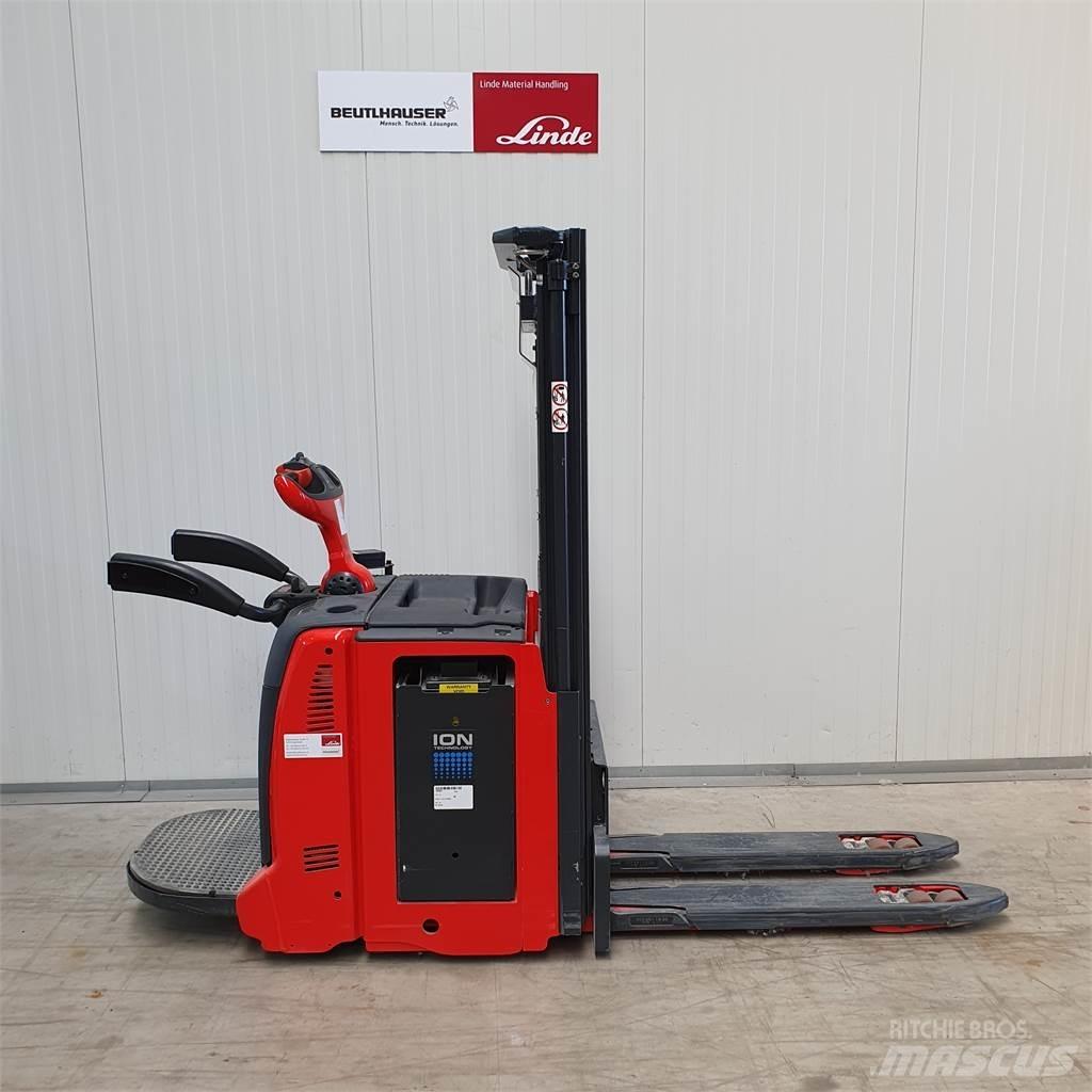 Linde D12AP 手推堆垛车