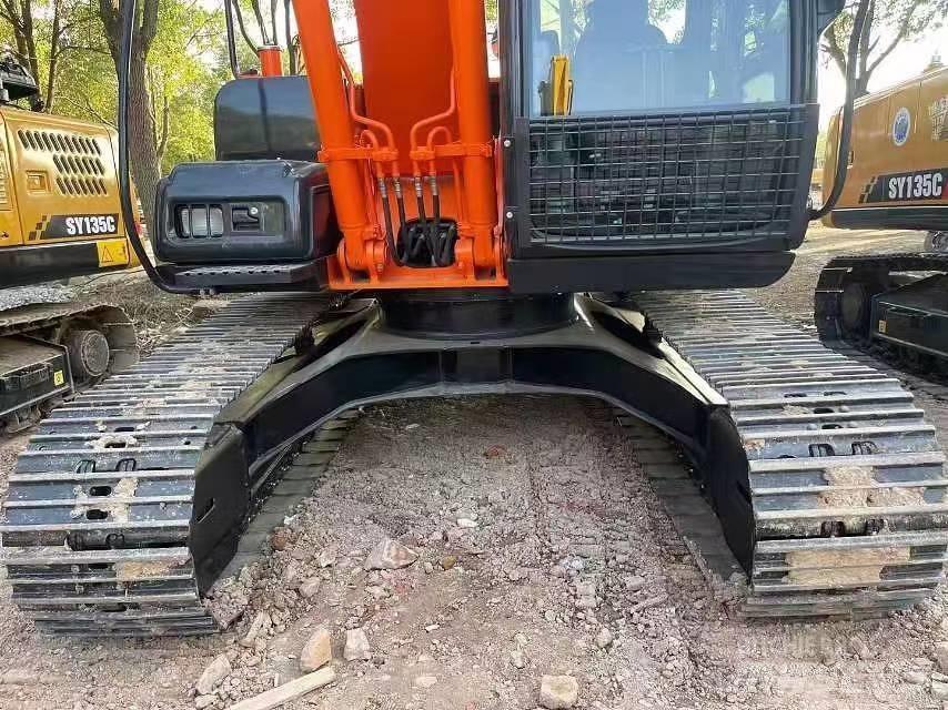 Hitachi ZX120 履带挖掘机