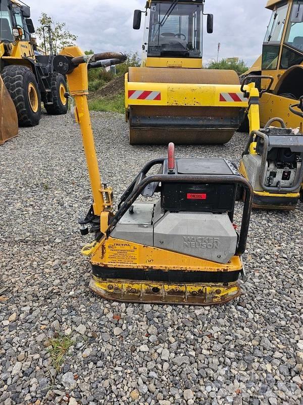 Wacker DPU4045H 平板夯