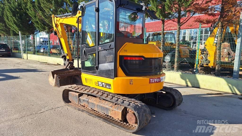 JCB 51 R-1 小型挖掘机