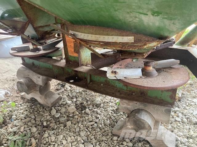 Amazone ZA-U 1500 矿物肥料撒播机