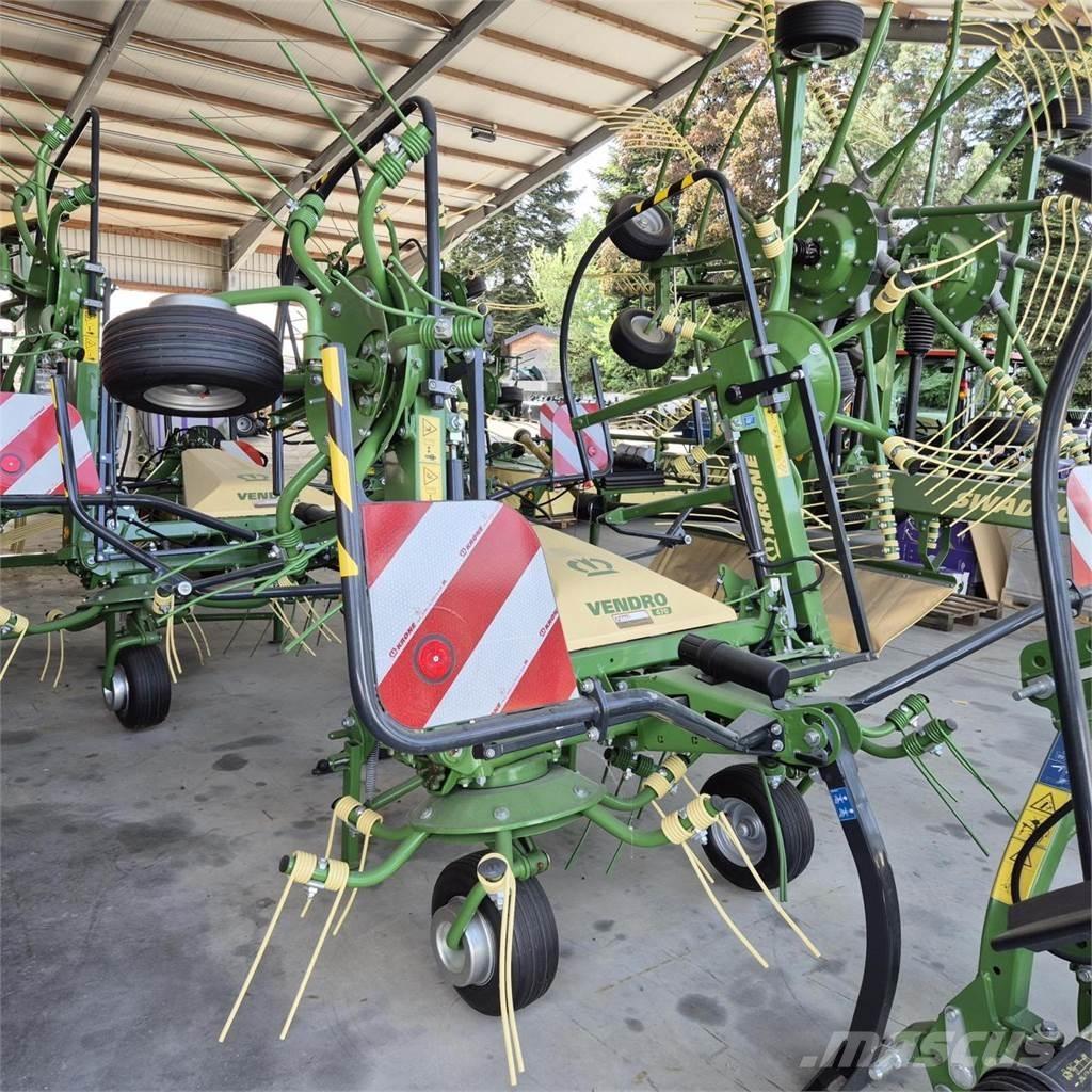 Krone VENDRO 470 犁耙和摊草机