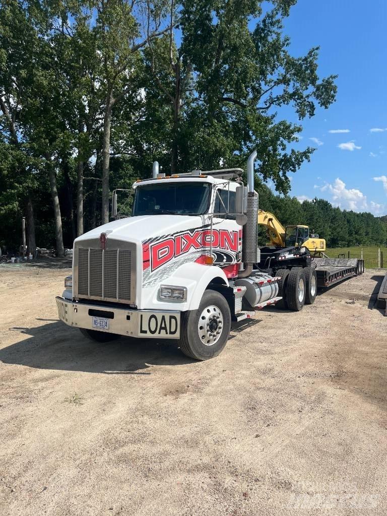 Kenworth T800 牵引车
