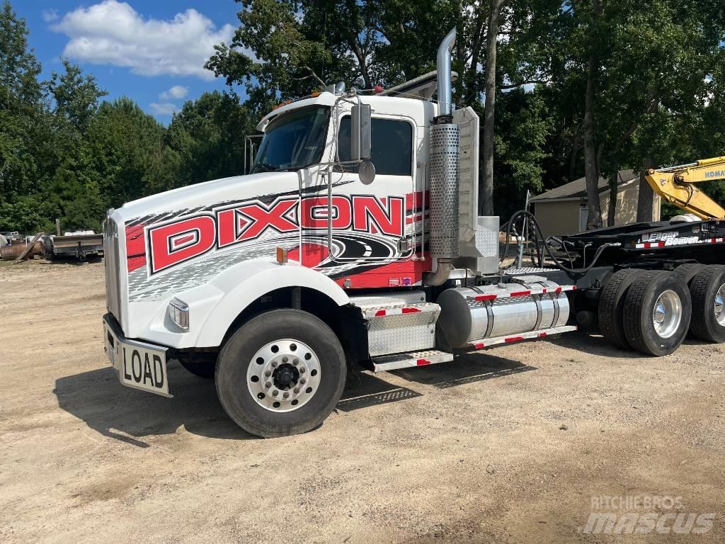 Kenworth T800 牵引车