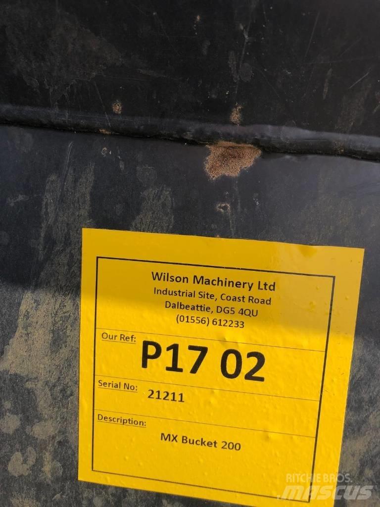 MX 200 Bucket 前装载配件