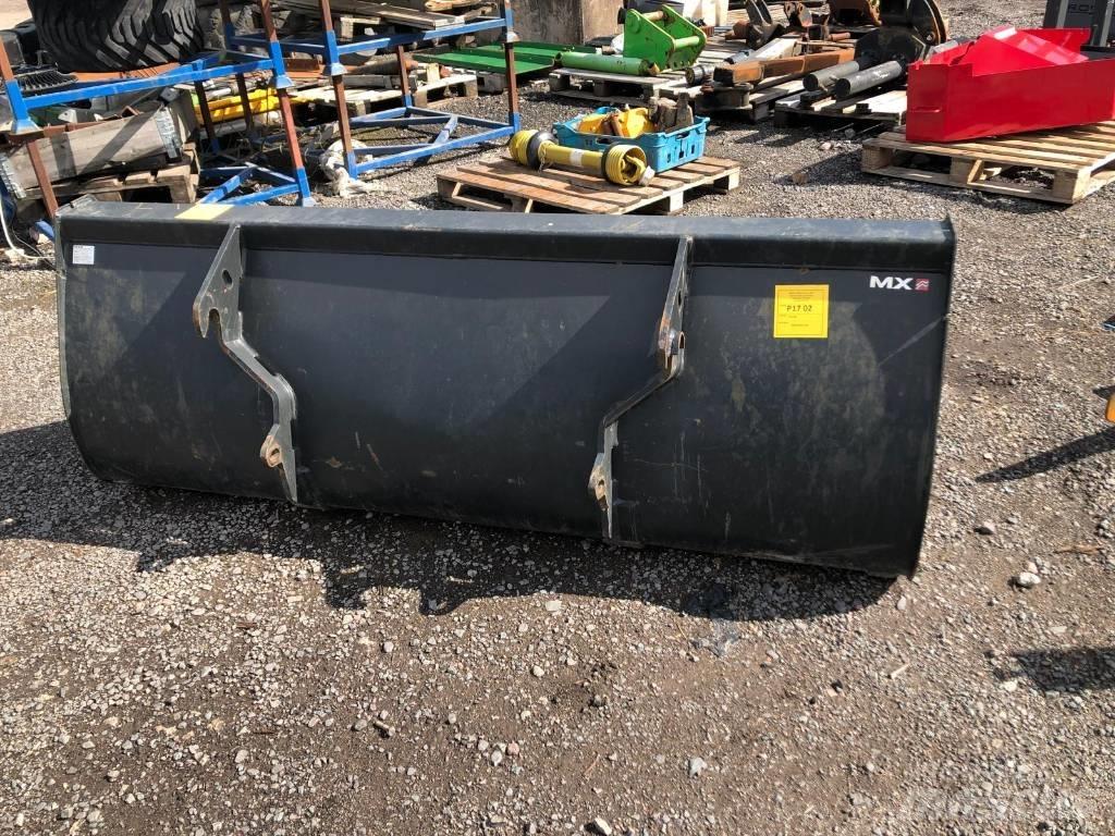 MX 200 Bucket 前装载配件
