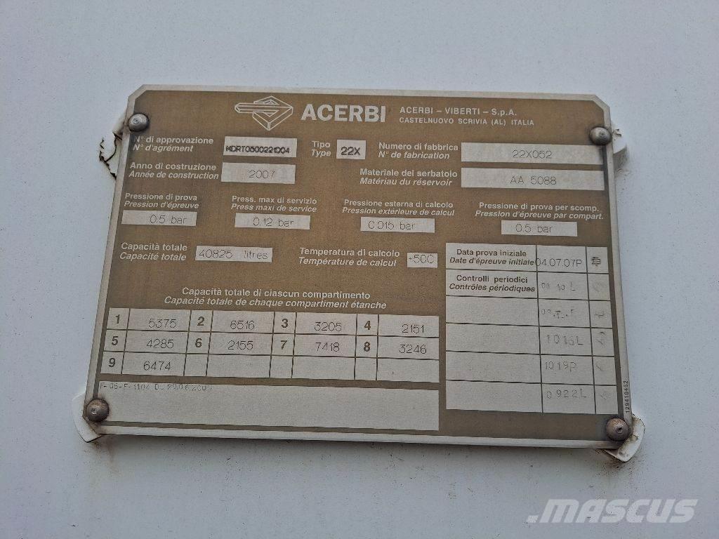 Acerbi ASO64003SP 油罐半挂车