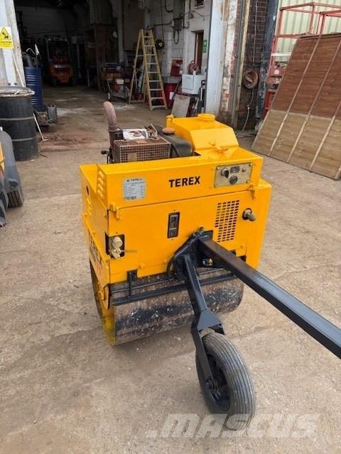 Terex MBR71 单轮压路机