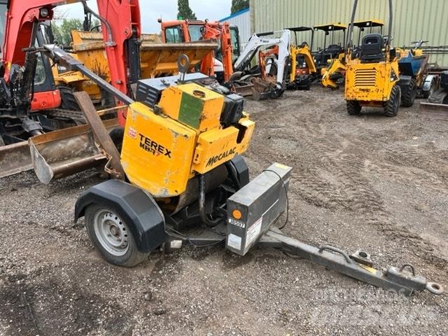 Terex MBR71 单轮压路机