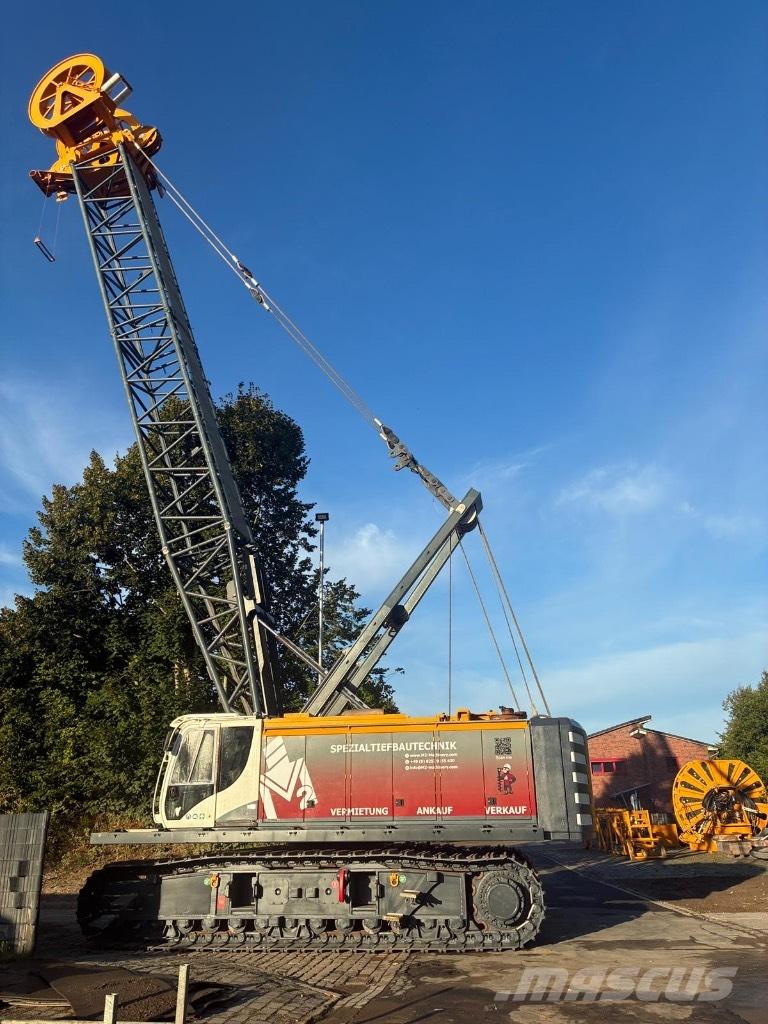 Bauer MC 96 抓铲挖掘机