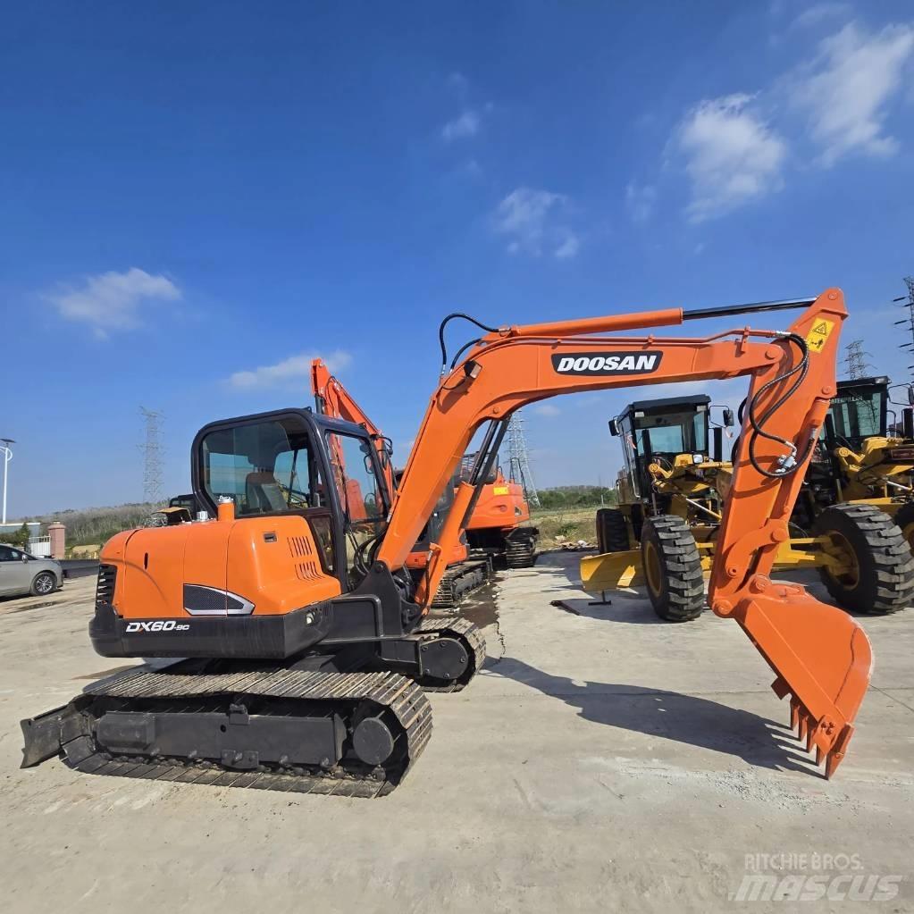 Doosan DX 60-9C 小型挖掘机