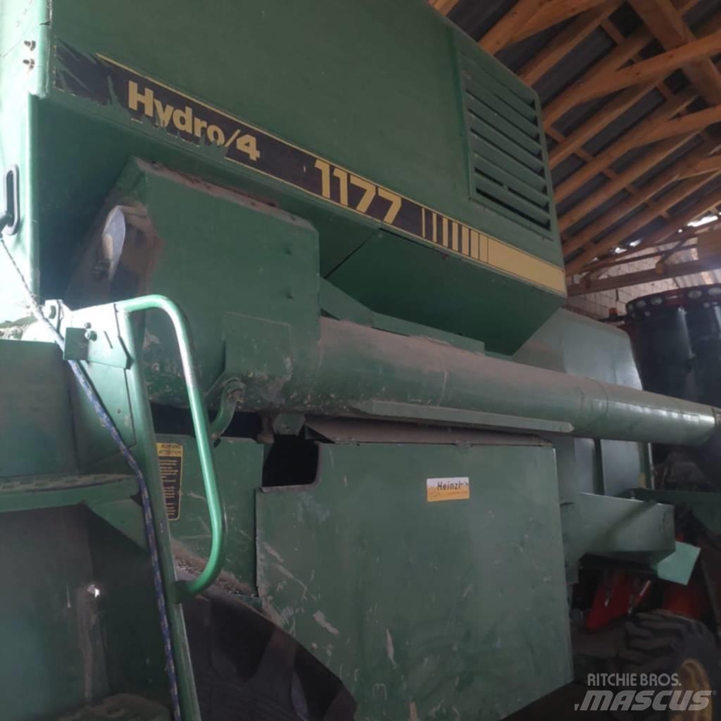 John Deere 1177 联合收割机