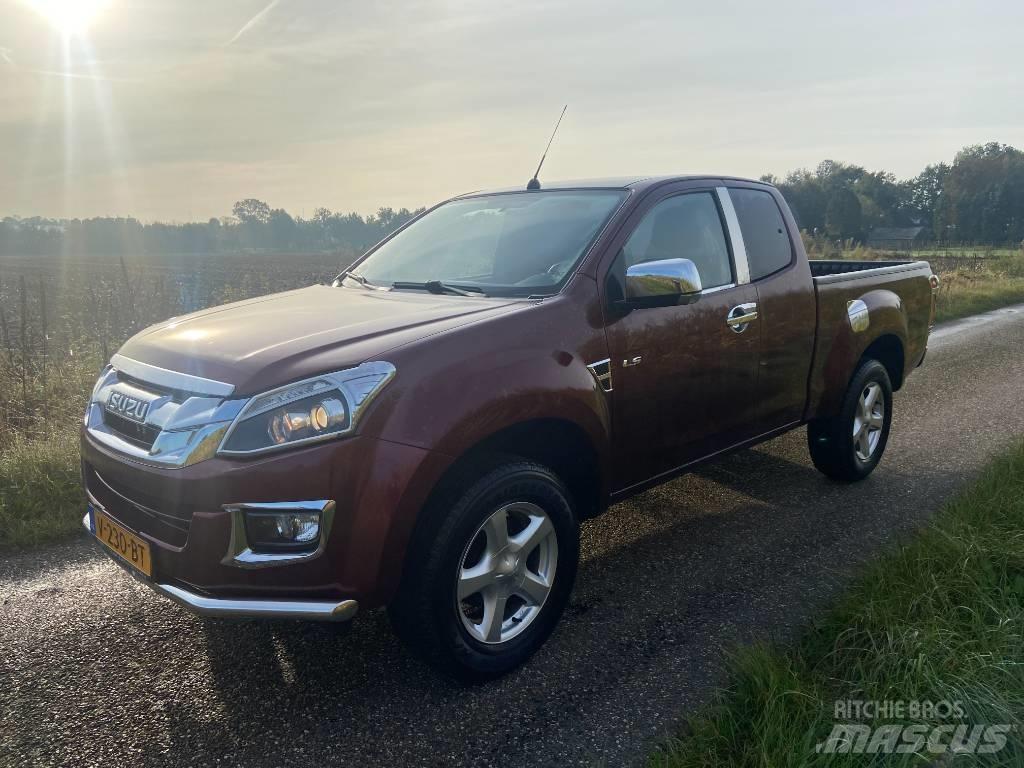 Isuzu D-MAX 皮卡车